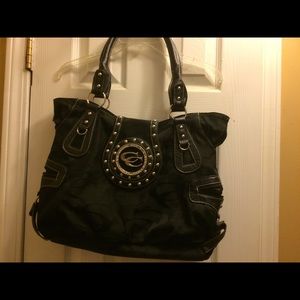 Black shoulder bag